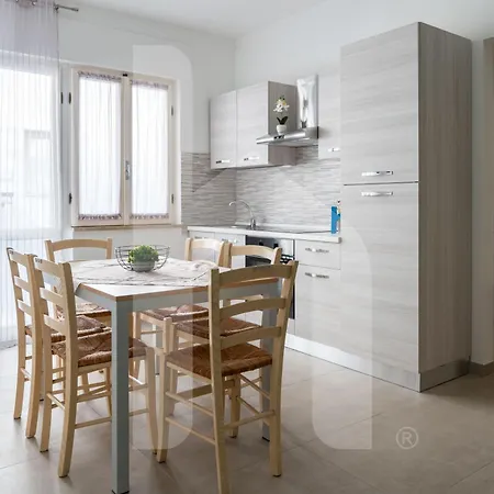 Homiday - Via Roma, 32 شقة