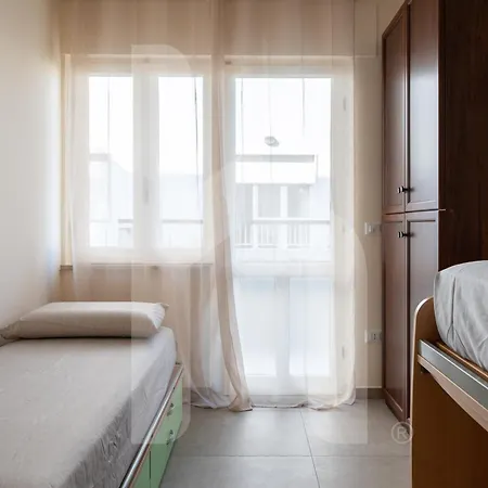 Homiday - Via Roma, 32 شقة